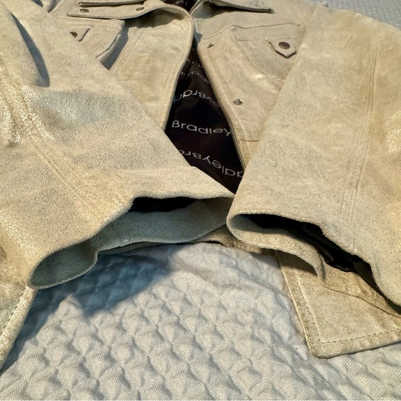 Women's Vintage Leather Jacket | Good Vintage Condition - Picture 11 of 13